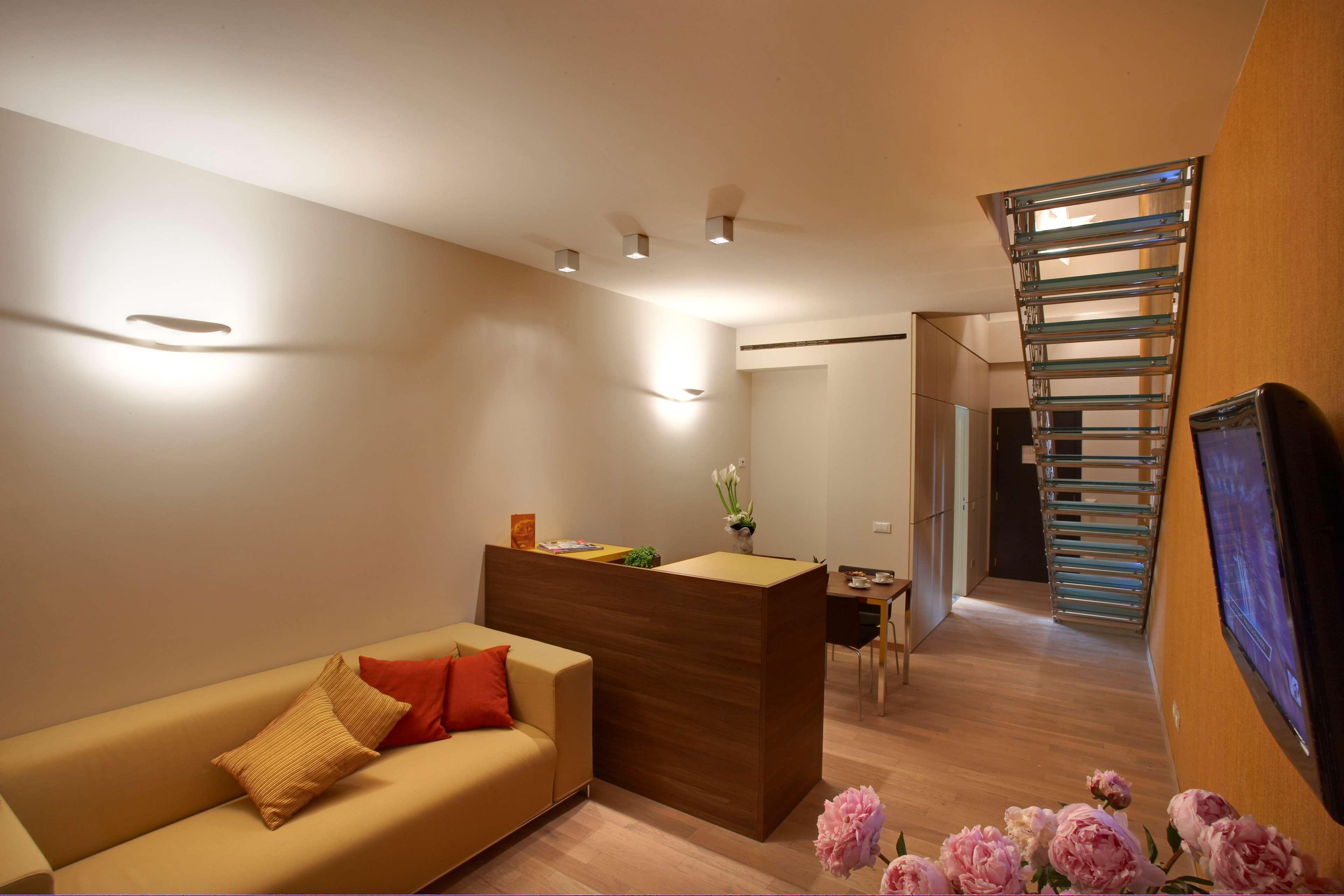 Western Atrium & 3* Clarksville
