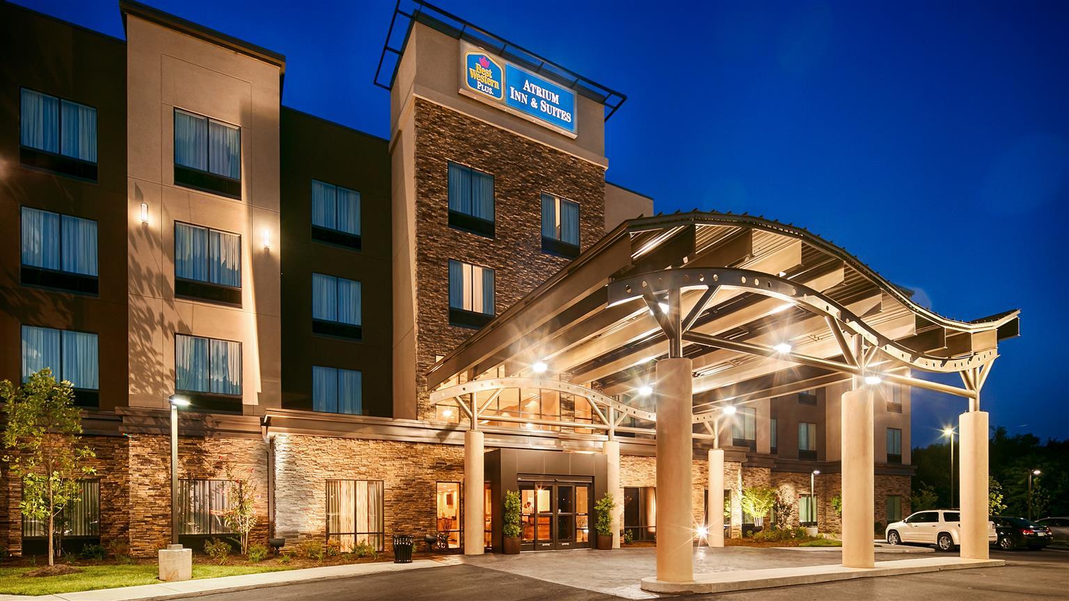 Hotel Western Atrium & 3*